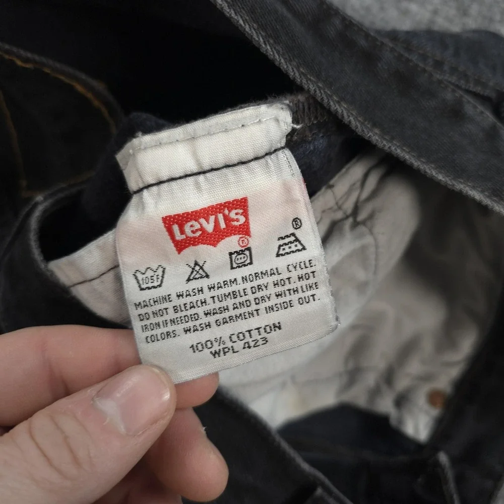 Vintage Levis Jeans Mens 32x34 Black Denim 501 Button Fly Regular Straight Y2K